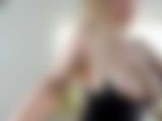 Ann's Live Sex Cam Show