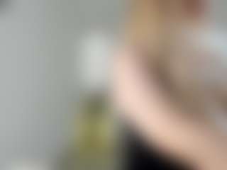 Ann's Live Sex Cam Show