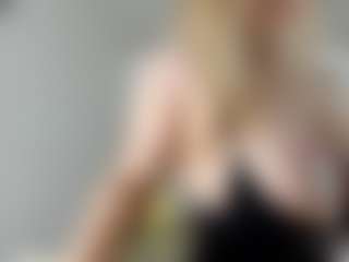 Ann's Live Sex Cam Show