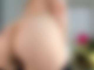 Ann's Live Sex Cam Show