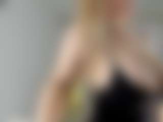 Ann's Live Sex Cam Show