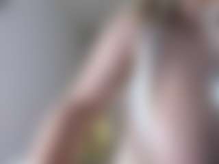 Ann's Live Sex Cam Show