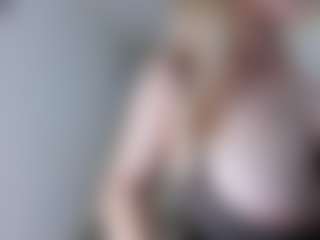 Ann's Live Sex Cam Show