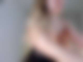 Ann's Live Sex Cam Show