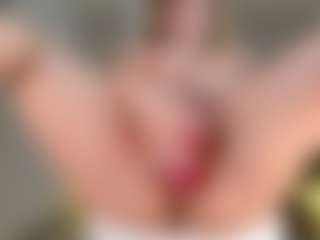Ann's Live Sex Cam Show