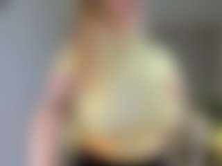 Ann's Live Sex Cam Show