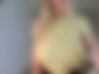 Ann's Live Sex Cam Show