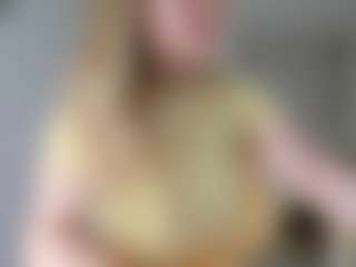 Live cam show with Ann - Big Tits MILF on xxxlivecams.org
