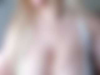 Ann's Live Sex Cam Show