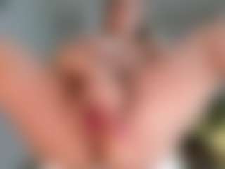 Ann's Live Sex Cam Show