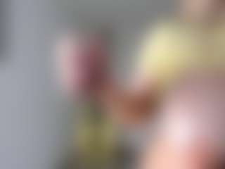 Ann's Live Sex Cam Show