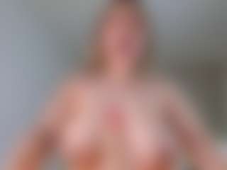 Ann's Live Sex Cam Show