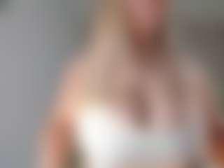 Ann's Live Sex Cam Show