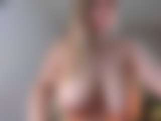 Ann's Live Sex Cam Show