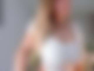 Ann's Live Sex Cam Show