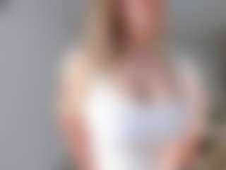 Ann's Live Sex Cam Show