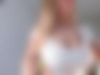 Ann's Live Sex Cam Show