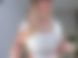 Live cam show with Ann - Brown Eyes BBW on Dare Cams