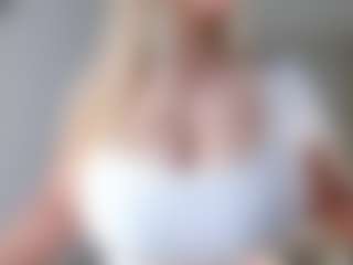 Ann's Live Sex Cam Show