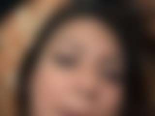 Live cam show with babygee713 - Latina on Camming Site