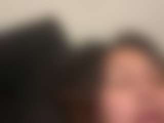babygee713's Live Sex Cam Show