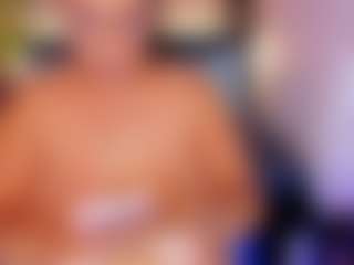 Live cam show with TefaVega - HD Latina on Camsoda