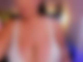 Live cam show with TefaVega - Shake on Soda Cam