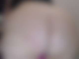 Live cam show with Norimara - Bedroom Blonde Hair on Fling VIP Chat