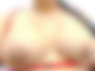 squirth MILF webcam performer live streaming