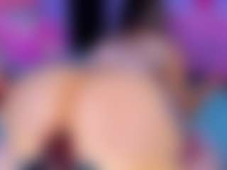 Live cam show with Shantall - Asshole on Camsoda