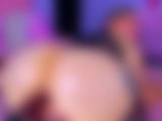 Live cam show with Shantall - Hush on Camsoda
