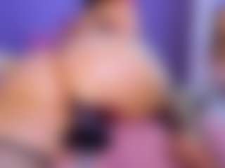Live cam show with Shantall - Delicious on Mixed Magazine Live