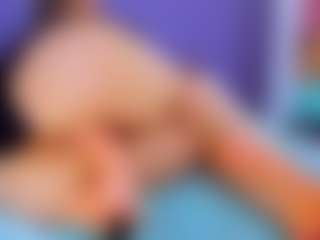 Live cam show with Shantall - Fingers on Camsoda