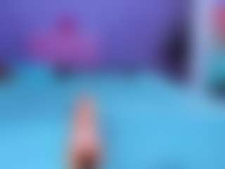 Live cam show with Shantall - Anal on TeamSkeetLive