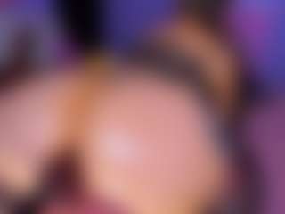 Live cam show with Shantall - BBW on Mixed Magazine Live