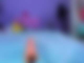 Live cam show with Shantall - Smoking on SinfulBabes
