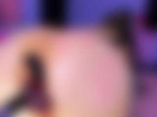 Live cam show with Shantall - Athletic Shaved Pussy on Camsoda.co