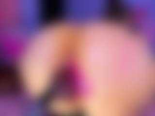 Live cam show with Shantall - Strip on thefappeningchat.com