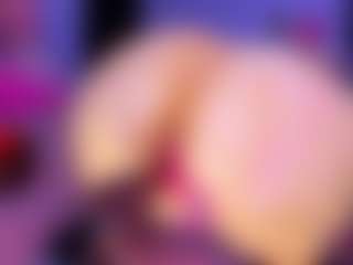 Live cam show with Shantall - Shaved Pussy Latina on Mixed Magazine Live | colombia