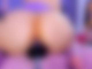 Live cam show with Shantall - Anal on CamClone