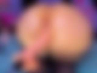 Live cam show with Shantall - Striptease Latina on Nude Chat * 1 On 1 Webcam Sex * Live Cam Show
