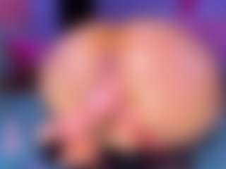 Live cam show with Shantall - Strip Lovense on Fling VIP Chat
