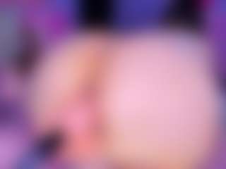Live cam show with Shantall - Striptease on crypto-cams