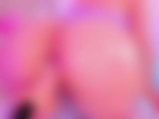 Live cam show with Shantall - Shaved Pussy Curvy on madthumbs