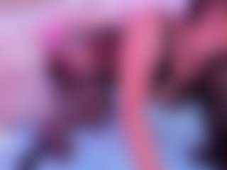 Live cam show with Shantall - Strip on milfzrlive.com