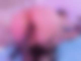 Live cam show with Shantall - Strip Toys on intimatelivegirls.com