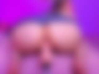 Show de cam en vivo con Shantall - Uncut Athletic en Camsoda