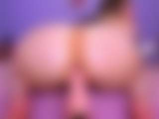 Shantalljones's Live Sex Cam Show