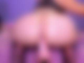 Shantalljones's Live Sex Cam Show