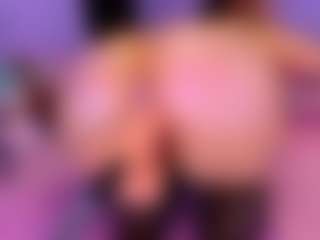 Live cam show with Shantalljones - Twerk on Camsoda